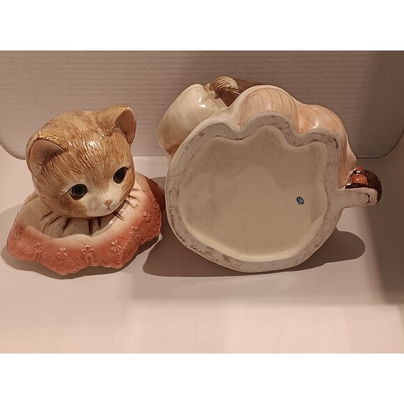 Vintage Ceramic Cookie Jar 12" Kitty Cat in a Dress With Book & Flowers Japan - Picture 7 of 8